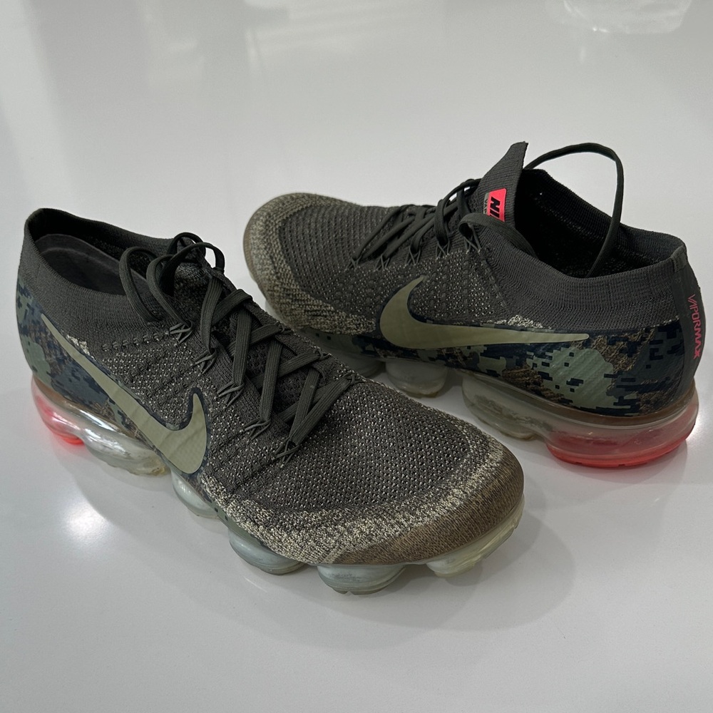 Men’s Nike Vapor Max army green